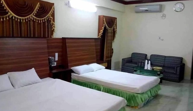 Hotel Castle Soad Bogura