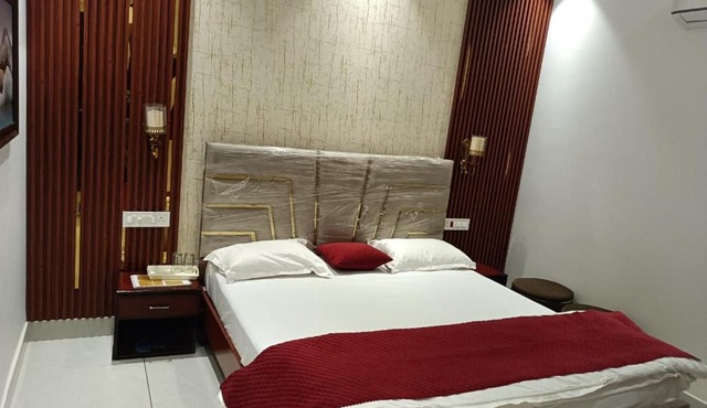 Hotel Deepjot