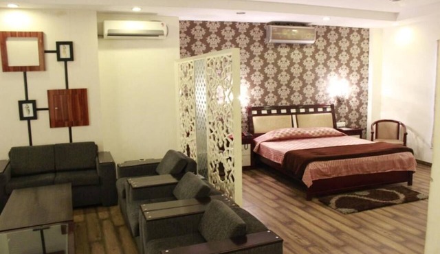 HOTEL GIAN RESIDENCY
