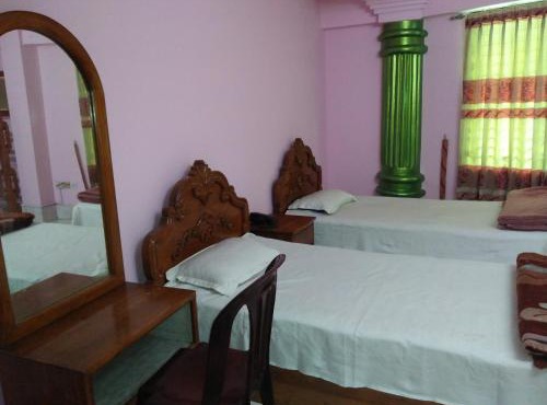 Hotel Green Castle
