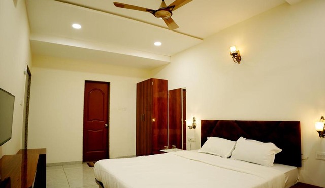 Hotel green hills