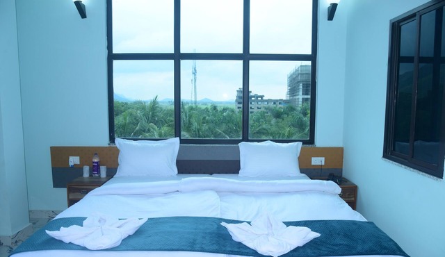 Hotel Gridhakuta International