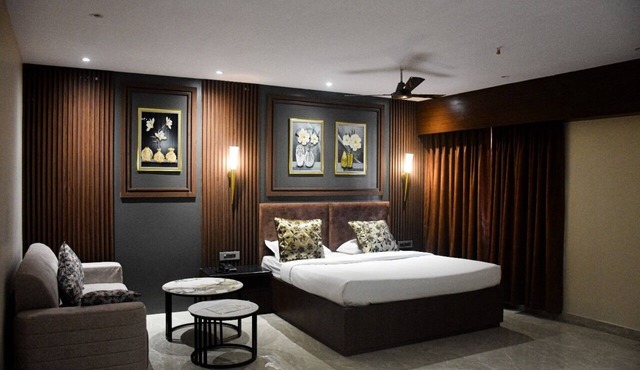 HOTEL HELLO JEYPORE in Jaypur