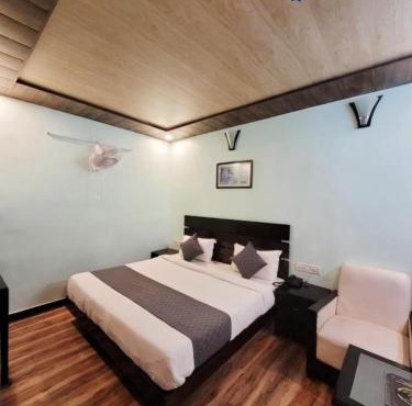 Hotel Hidden Chalet Nainital Near Mall Road - Luxury Room - Excellent Customer Service