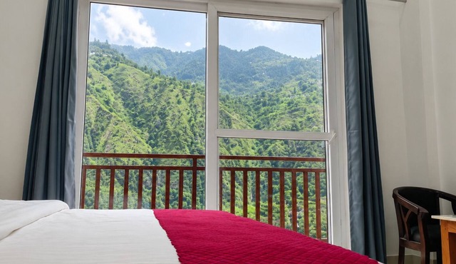 Hotel Kailasha Inn & Restaurant