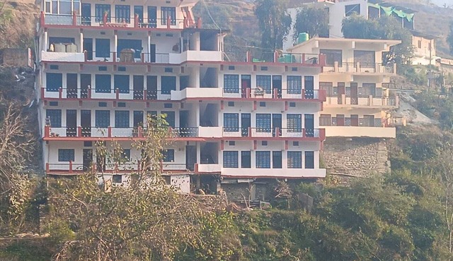 Hotel Kalyan Palace And Restaurant