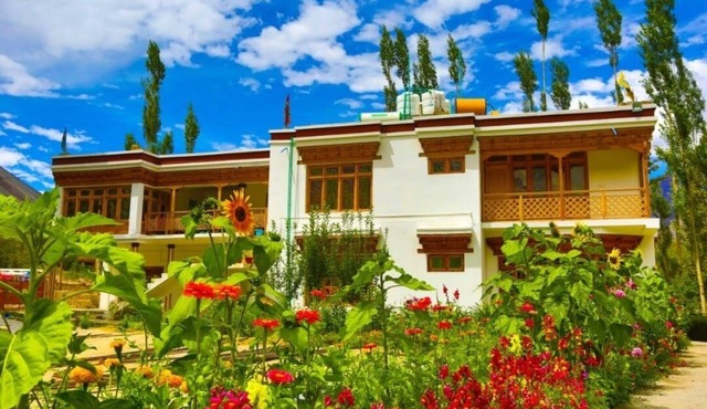 Hotel Ldumra Oasis