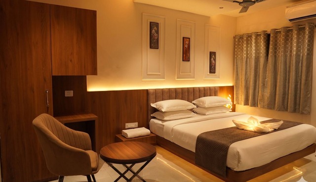 Hotel Madhuram Shivpuri