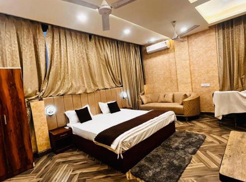 Hotel Naayra