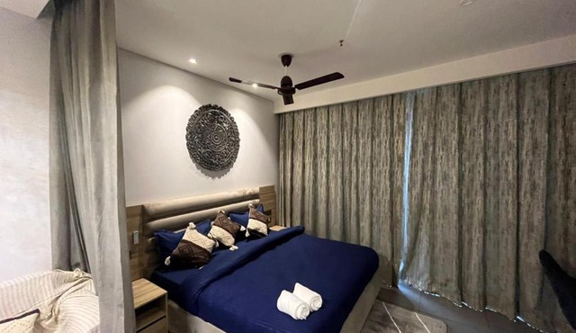 Hotel Novo - Luxurious Studio In Supernova in New Delhi