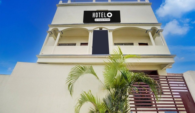 Hotel O Bairiya Bus Terminal Formerly Awadh Palace