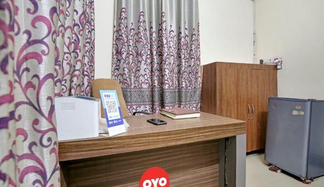 Hotel O Wave Inn Guest House