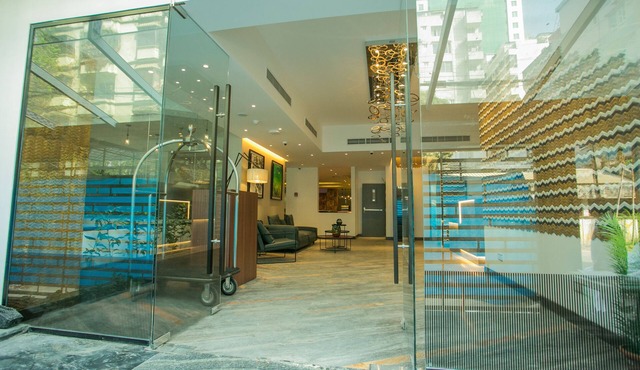 Hotel Omni Residency