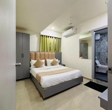 Hotel Orchid Inn