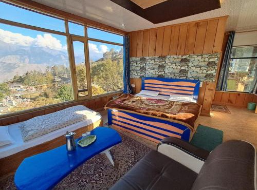 Hotel Pandey Lodge By StayApart