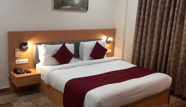 Hotel Park Square in Purnia