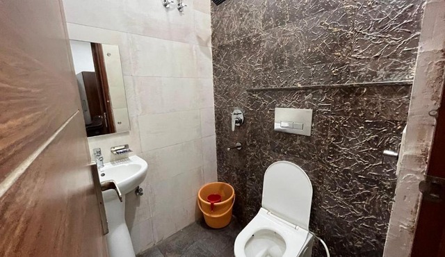 Hotel Regency, Chandigarh