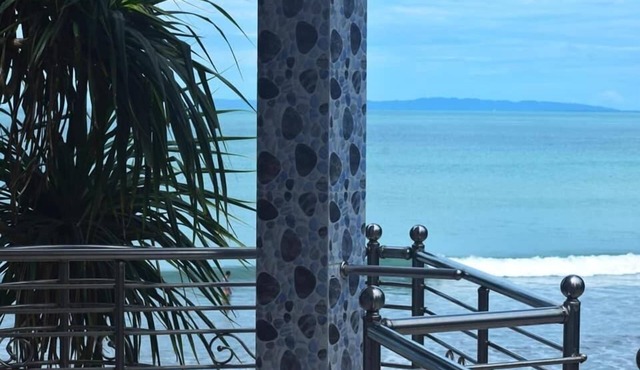 Hotel Royal Beach & Restaurant