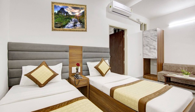 Hotel S B Inn Paharganj