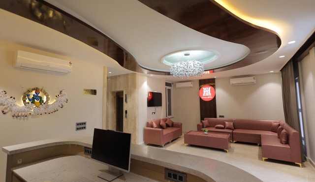 Hotel Sarovar Hill