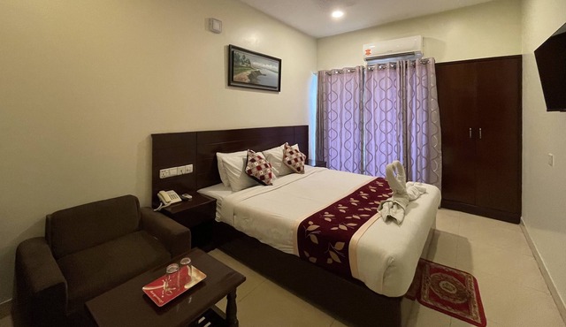 Hotel Sea Cox - Deluxe Couple Room - Non AC