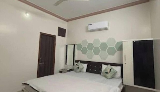 Hotel Shree Siddhi Vinayak