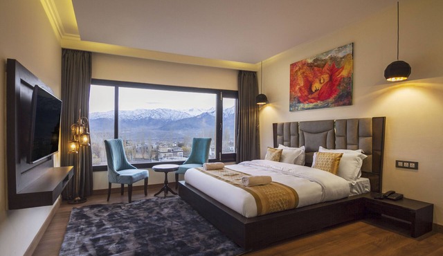 Hotel Sia Residency