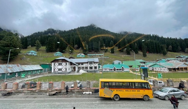 Hotel Sounsar and Restaurant