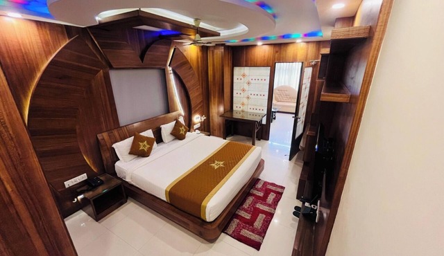 Hotel Star Five Inn