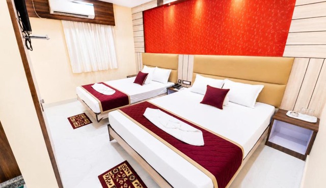 HOTEL SUPERIOR DREAMZ HEAVEN Near Temple