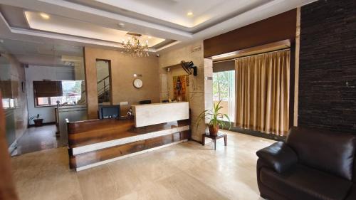 Hotel Surya Palace - Durg Railway Station