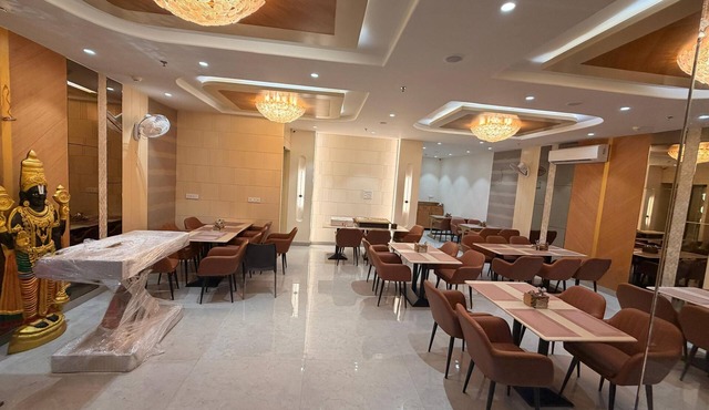 Hotel Tulsi Tower