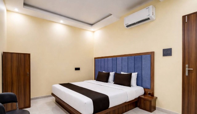 Hotel Vaani Stay Bhopal