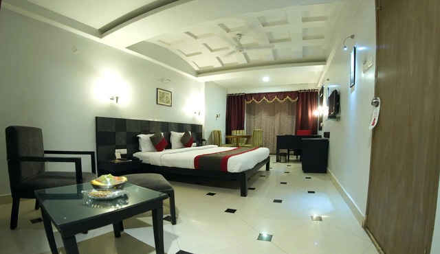 Hotel Venkatesh International