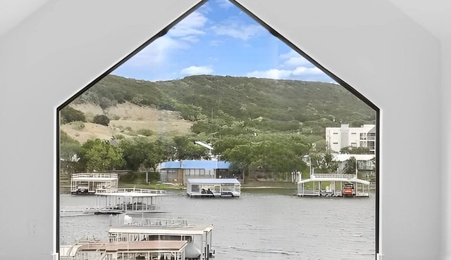 Juniper View 🖼️ Serene Cove 🎣 🛶 🏊🏼‍♂️ Deepwater Dock For Your Boats 🚤 in Graford