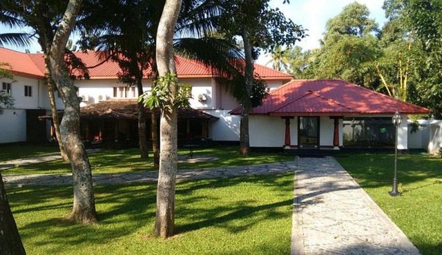 Karapuram village resort
