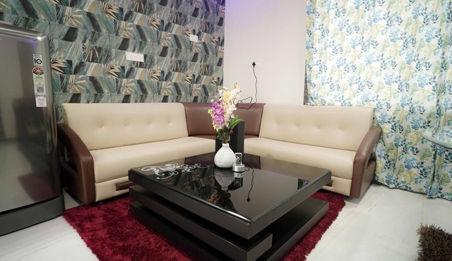 Kisan Farm House | Serene 2BR Villa with Private Pool & Garden, Hillside Stay in Rajsamand