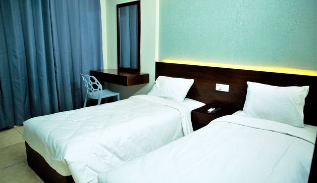 Laguna Beach Hotel & Resort