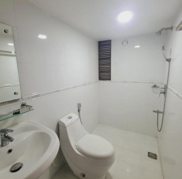 Lavish Ac Private Room Near Airport, 300 ft