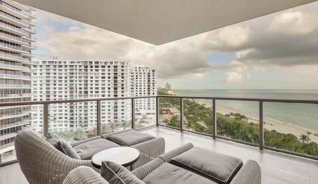 Luxe Beachfront Unit w/Pool Access in Bal Harbour in Bal Harbour