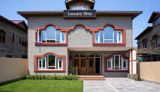 Luxury Stay