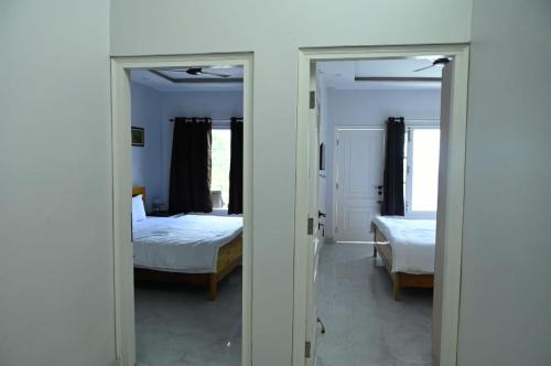 Mansarovar Heritage Inn