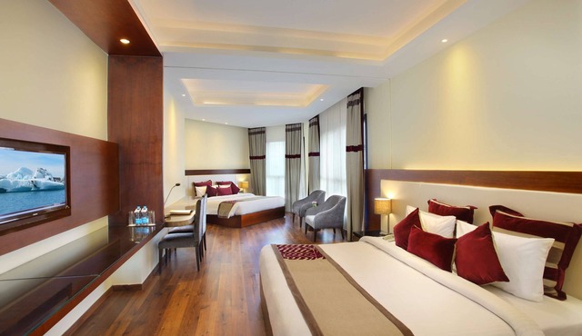 Marigold Sarovar Portico , Shimla. Heated pool & AC Rooms (Resort cottage and SPA)