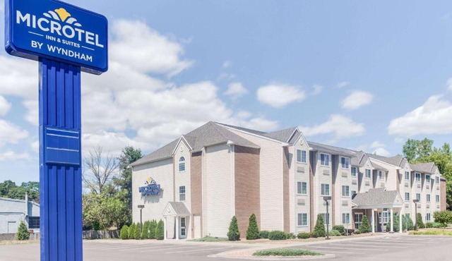 Microtel Inn & Suites Bath in Bath
