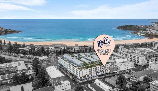 Modern luxe studio apartment in QT complex, right on Bondi Beach