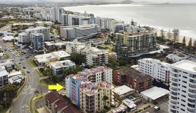 Mooloolaba Perfect - beach, wharf, dining ZE2 in Sunshine Coast
