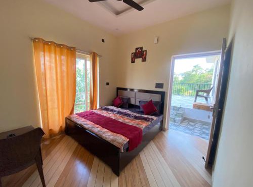 Mount Breeze-Nearby Bhimtal lake and Kainchi Dham