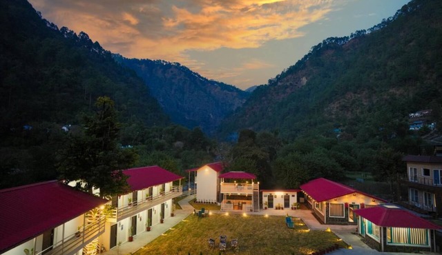 Nature Sprint Resort By The River