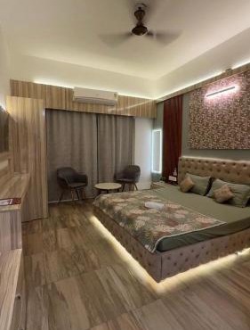 Nest & Nook