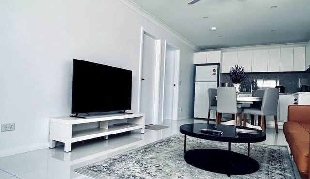 New 2BR1B Flat+2 Free parking|Lake nearby&Hospital in North Parramatta